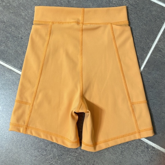 Offline by Aerie Goals High-Rise Pocket 4” Bike Short size XXS - Picture 2 of 9